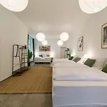 Yasmin Stilvolles Naehe Mauerpark Apartamento